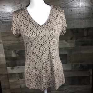 Apt9 modern essentials V-neck shirt